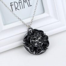 Load image into Gallery viewer, House Tyrell Necklace