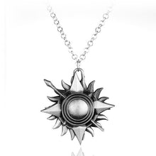 Load image into Gallery viewer, House Tyrell Necklace